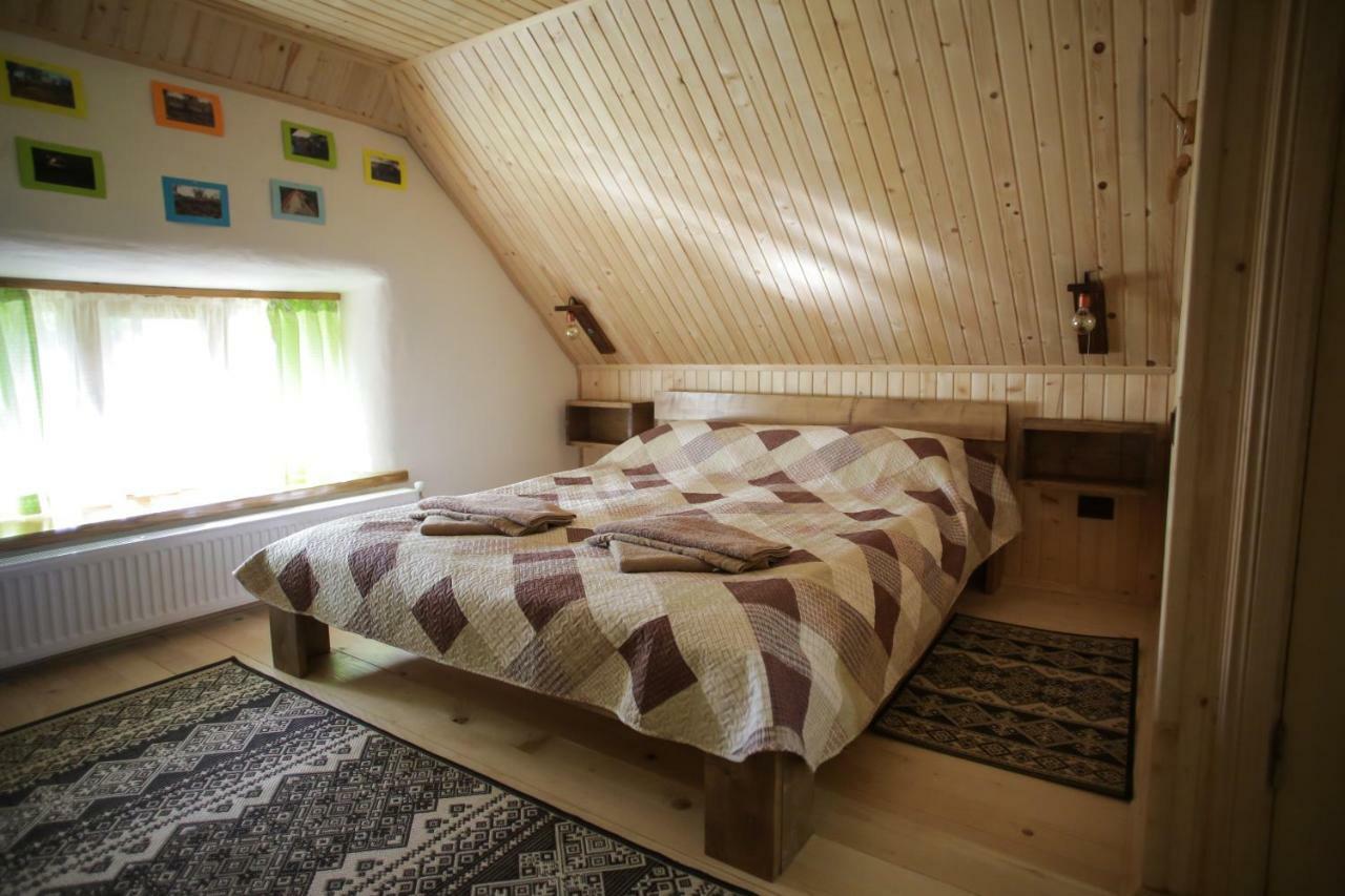 Еко Дім З Соломи Villa Solochin Exteriör bild