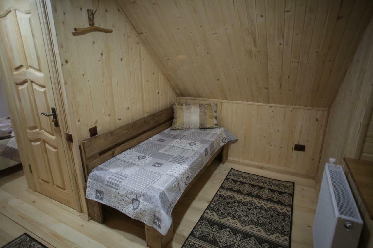 Еко Дім З Соломи Villa Solochin Exteriör bild