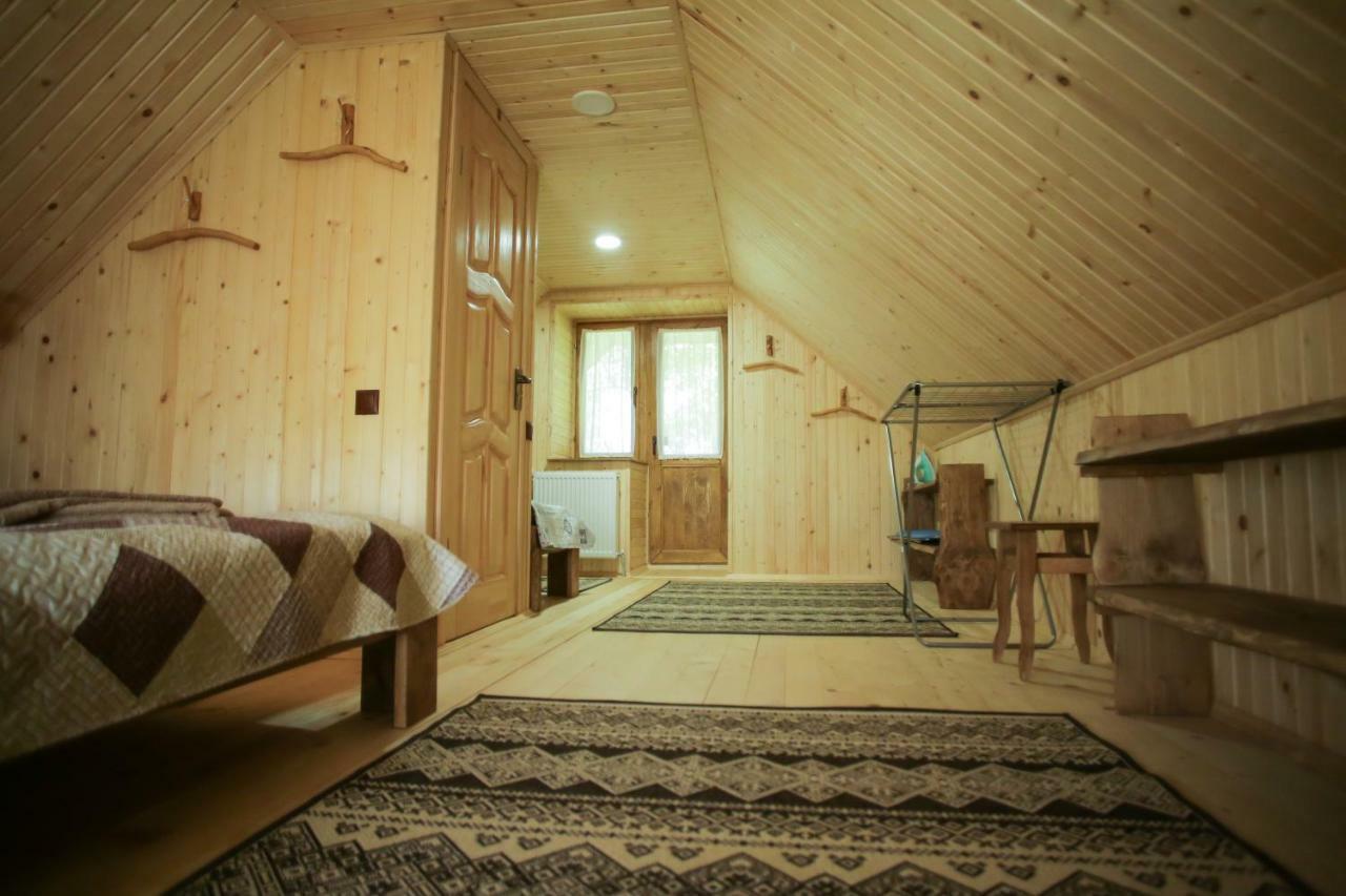 Еко Дім З Соломи Villa Solochin Exteriör bild