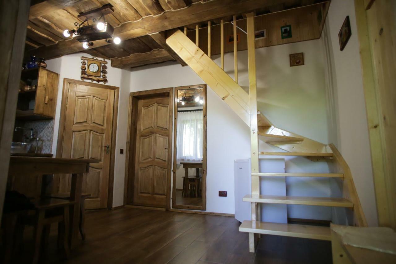 Еко Дім З Соломи Villa Solochin Exteriör bild